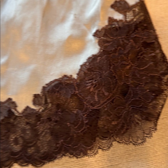 JOSIE NATORI

Lolita Lace Silk Shorts - Picture 8 of 10
